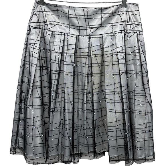 Adrianna Papell Dresses & Skirts - ADRIANNA PAPELL Evening Essential Skirt 12 Side Zip Black Embellished tulle VTG